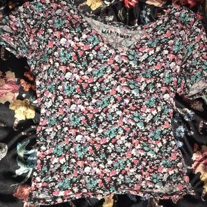 🌹Floral Crop Top🌹